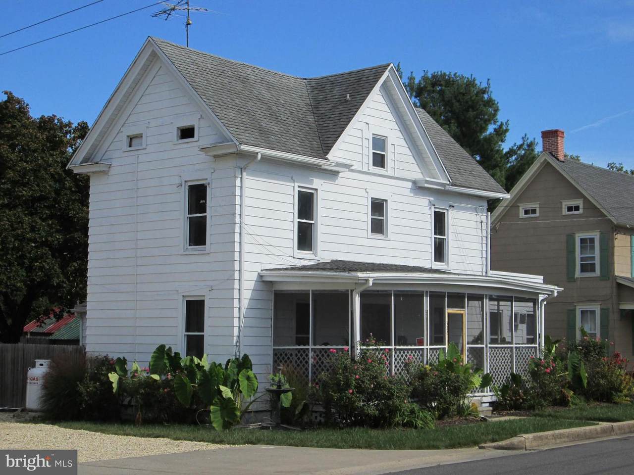302 Central Avenue - Photo 1