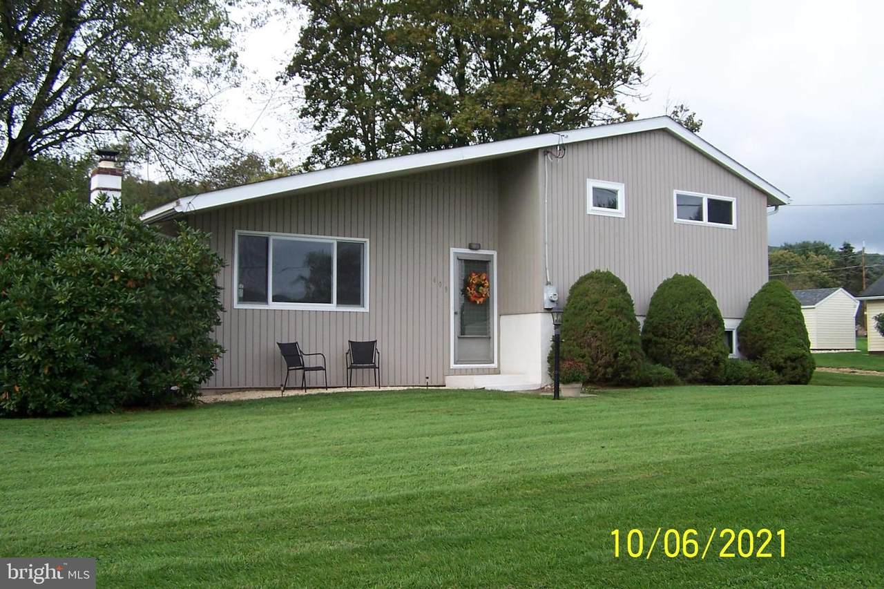 409 Golf Road - Photo 1