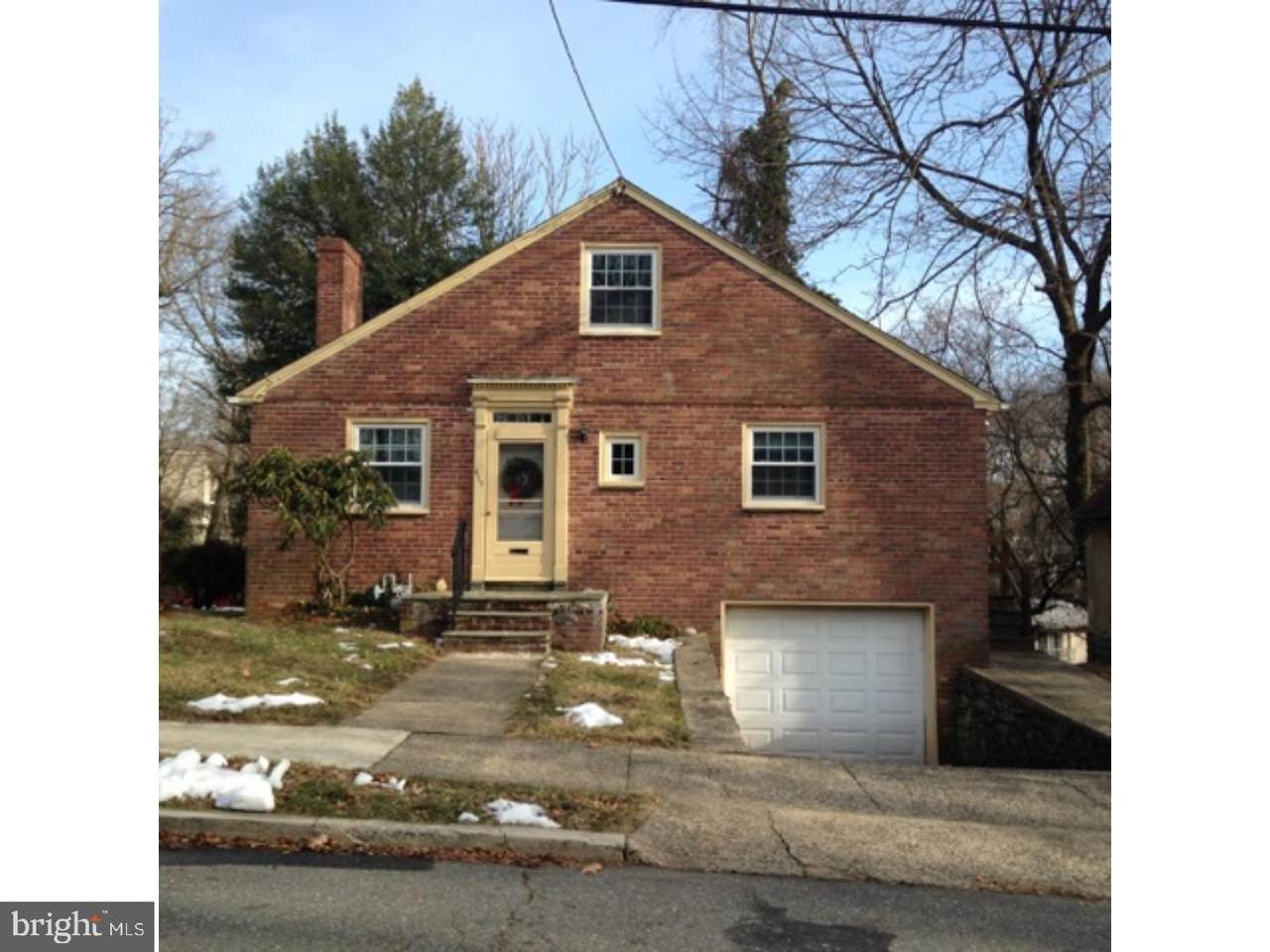 419 Jackson Street - Photo 1