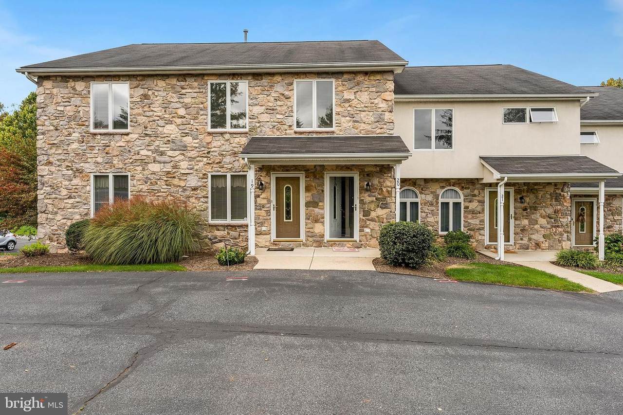 20 Chestnut Commons Court - Photo 1