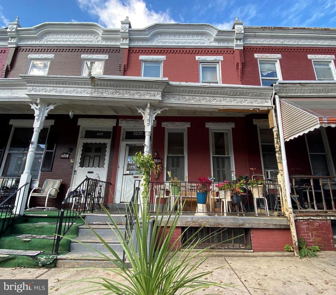 3230 Carlisle - Photo 1