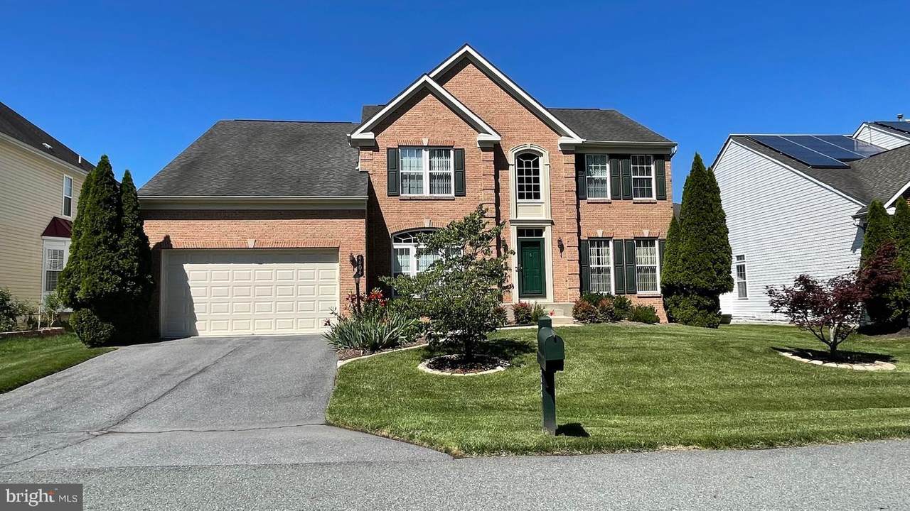 4404 Medallion Drive - Photo 1