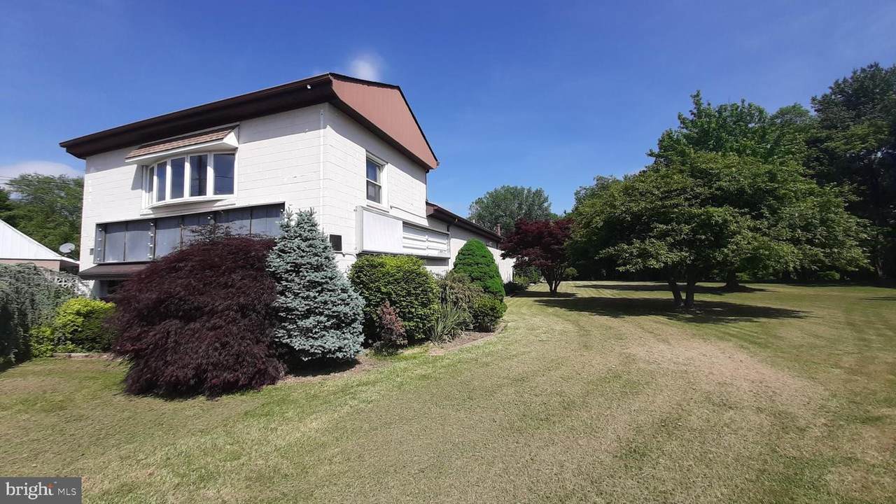 133 Route 130 - Photo 1