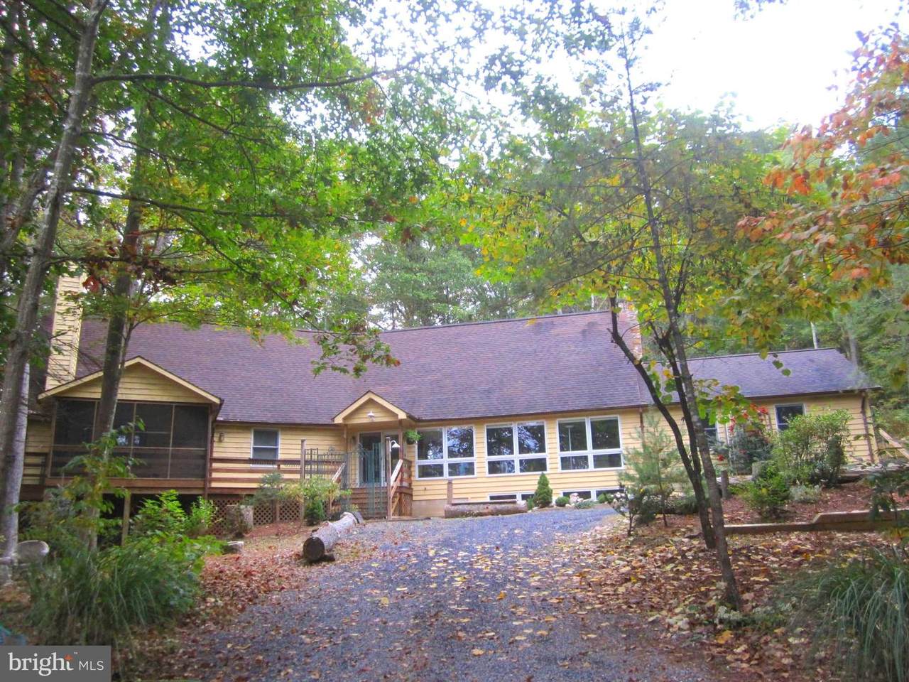 153 Ellis - Photo 1