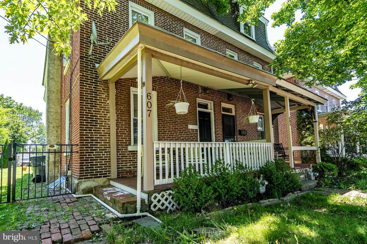 607 Walnut Street - Photo 1