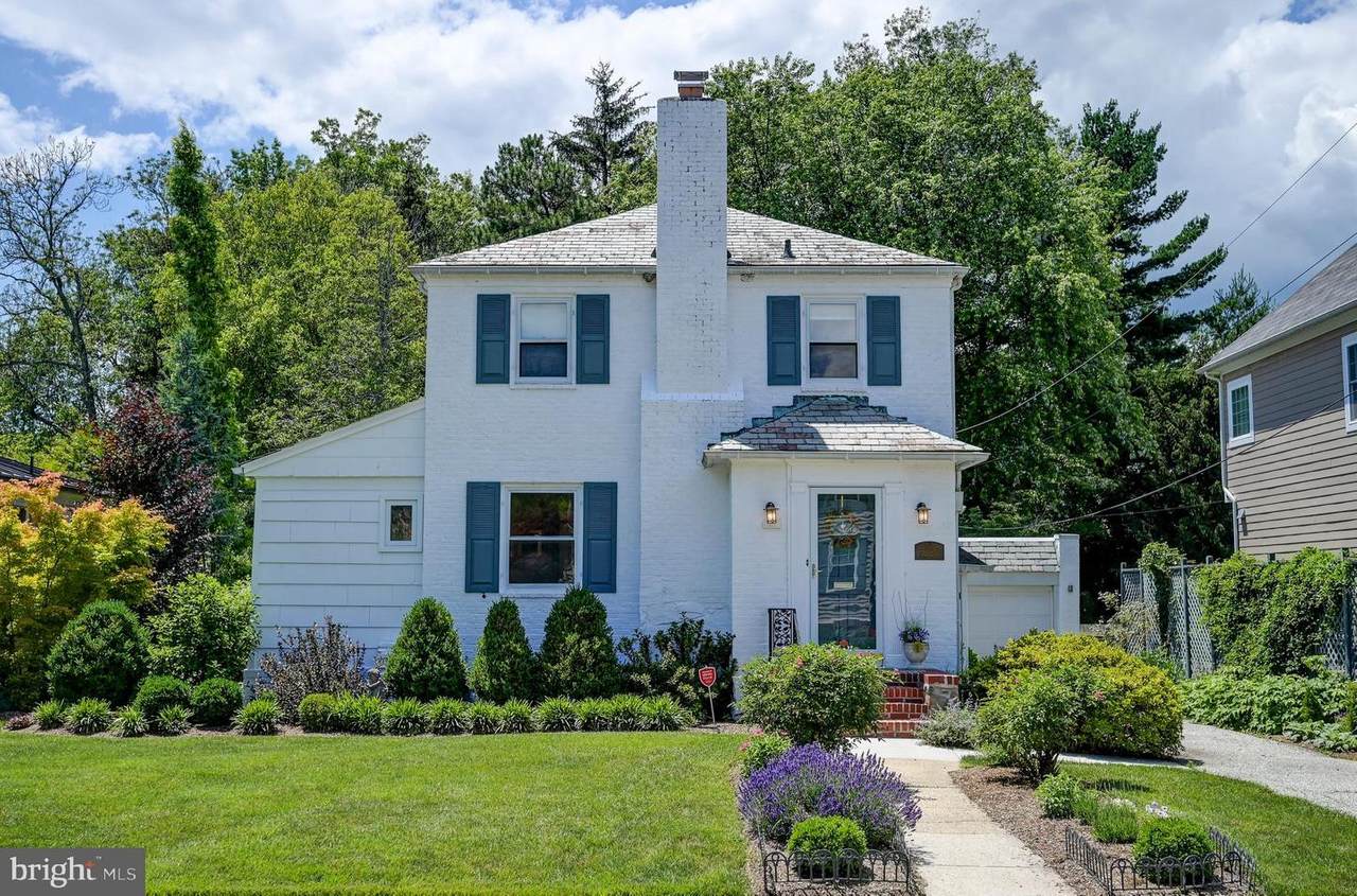 6220 Mossway - Photo 1
