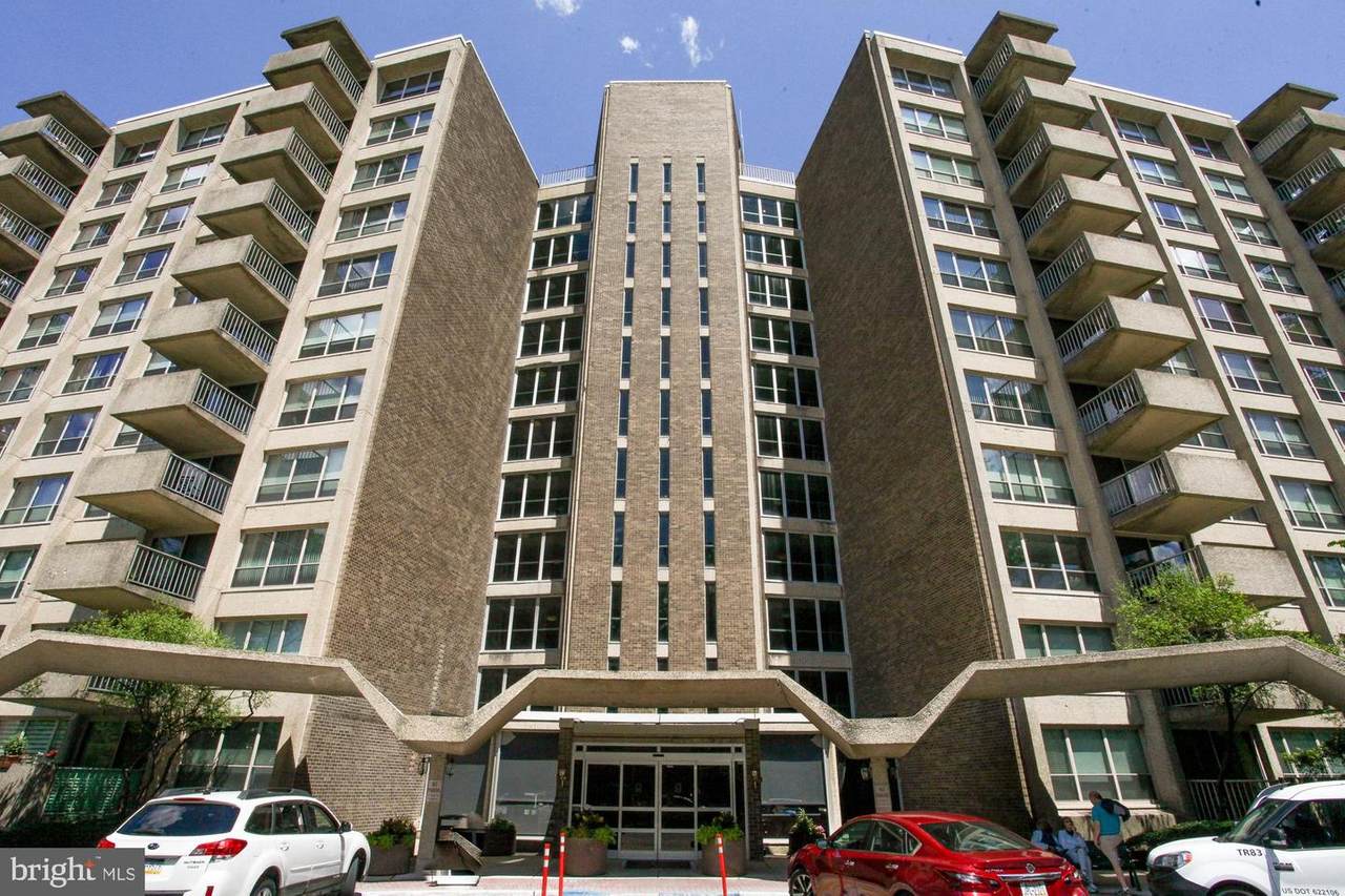 1001 City Avenue - Photo 1