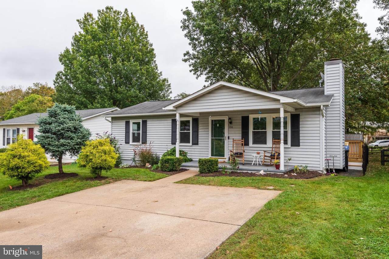 106 Oak View Drive - Photo 1
