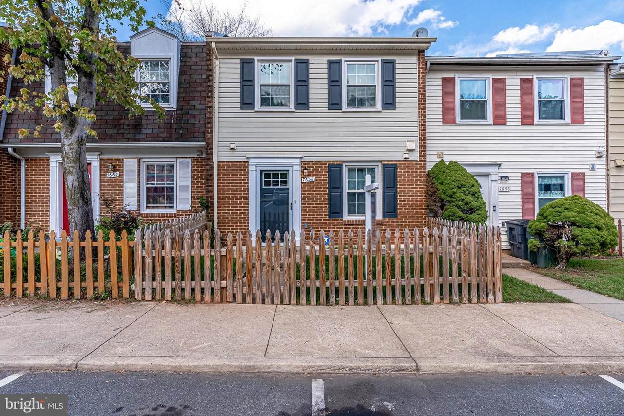7658 Somerset Lane - Photo 1