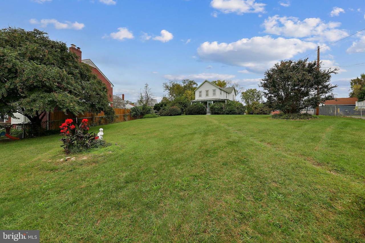 2407 2ND Street - Photo 1