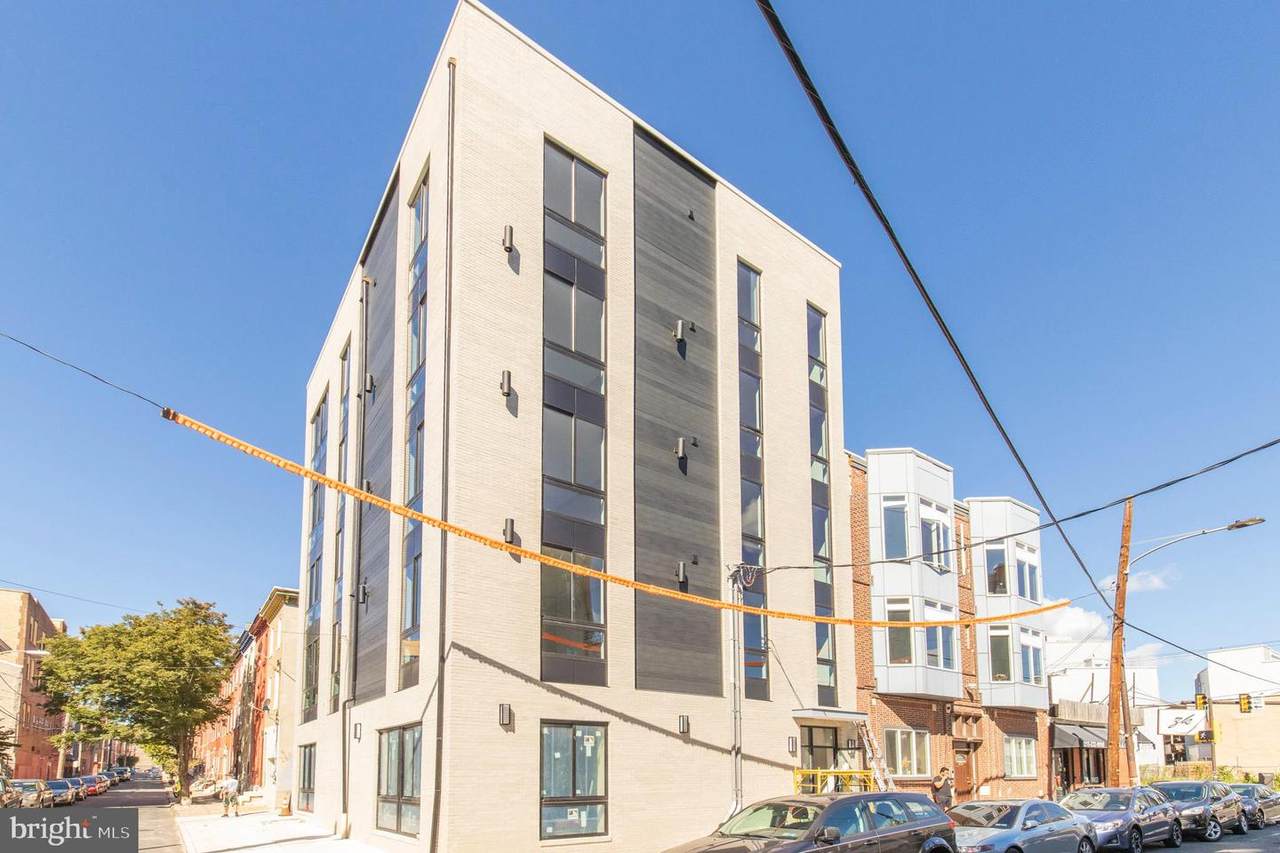 716 15TH Street - Photo 1