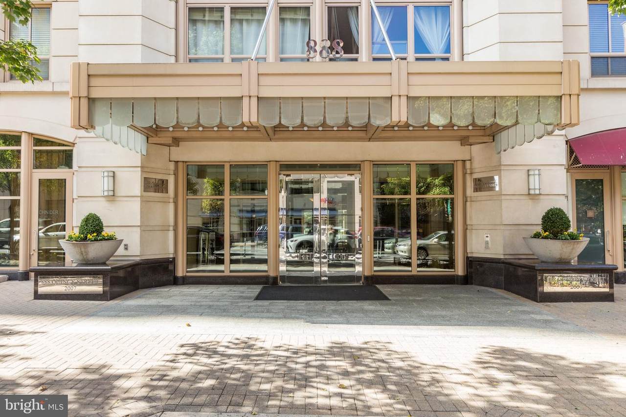 888 Quincy - Photo 1