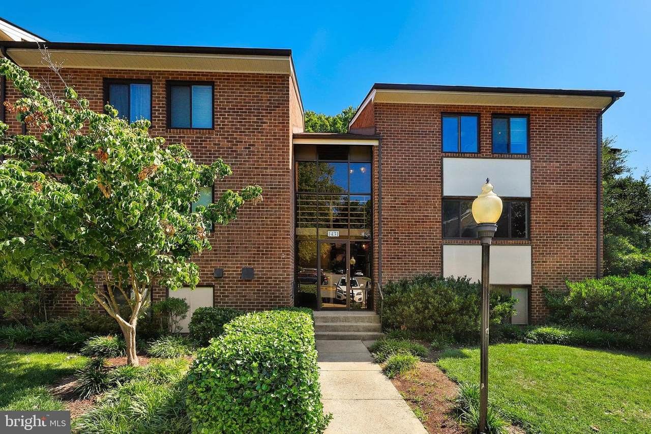 1431 Northgate Square - Photo 1