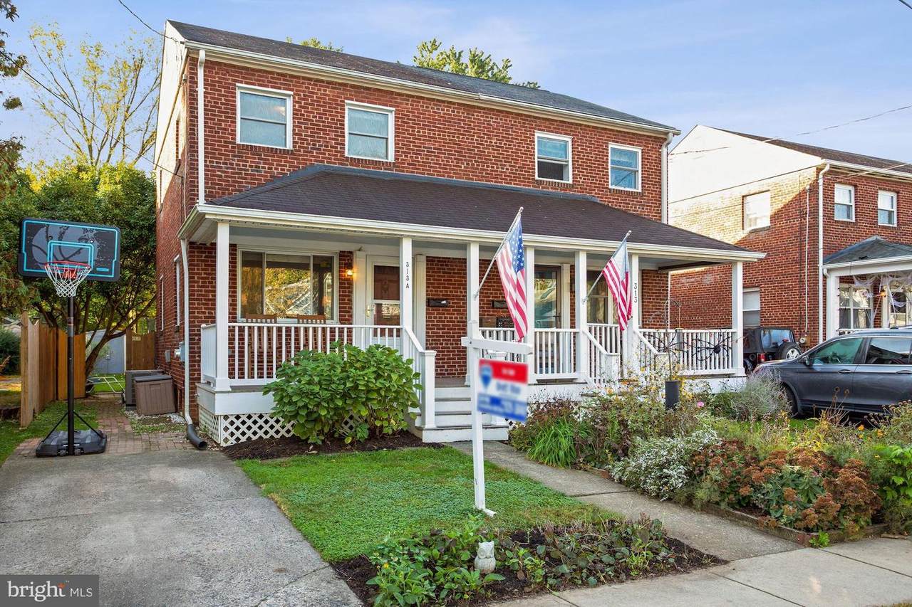 313 Windsor Avenue - Photo 1