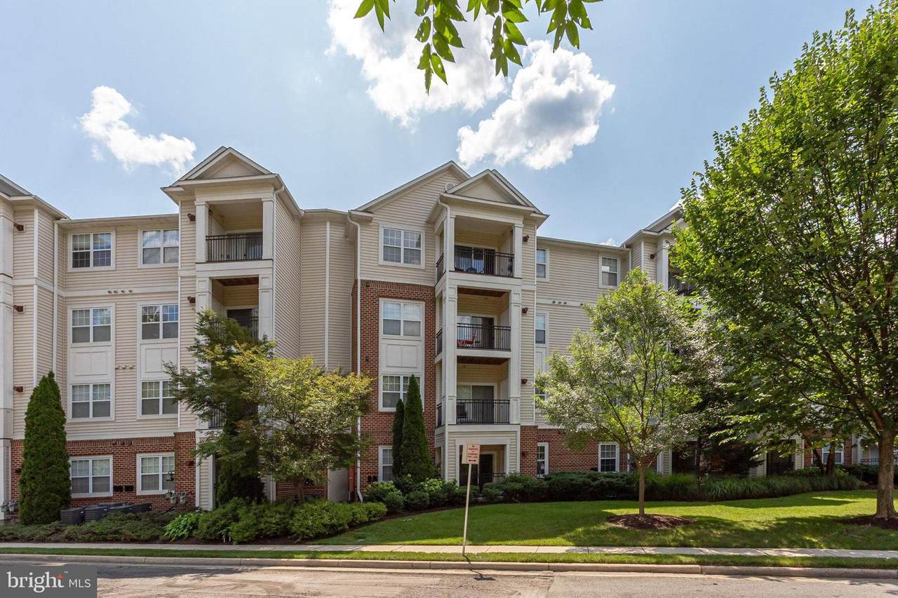 12953 Centre Park Circle - Photo 1