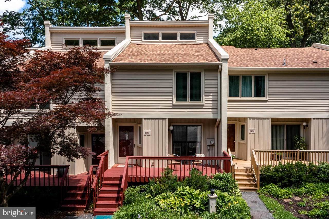 604 Westtown Circle - Photo 1
