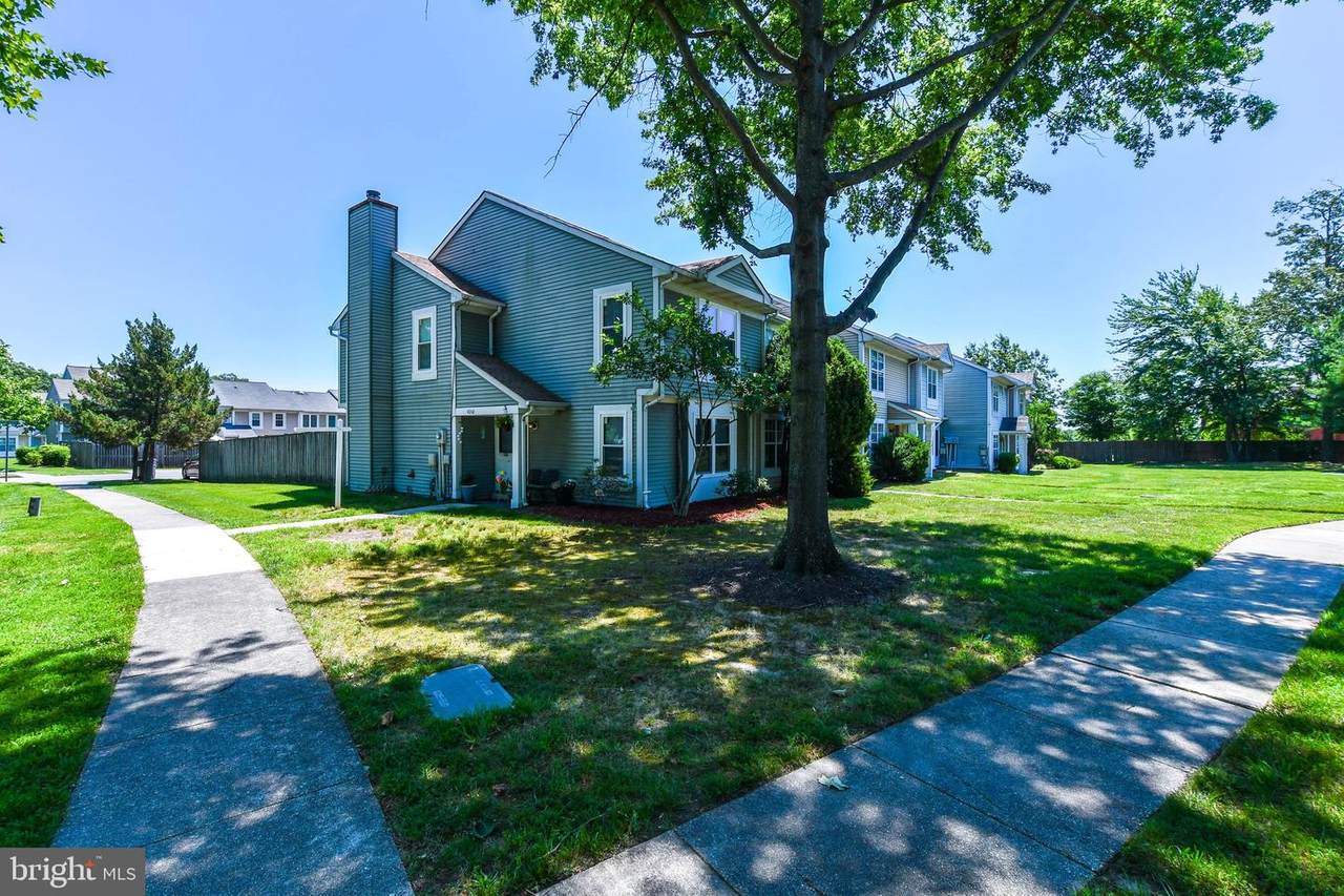4048 Bluebird Drive - Photo 1