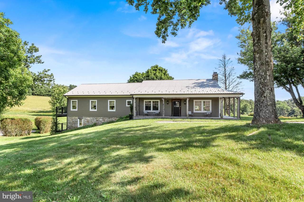 21616 Middletown Road - Photo 1