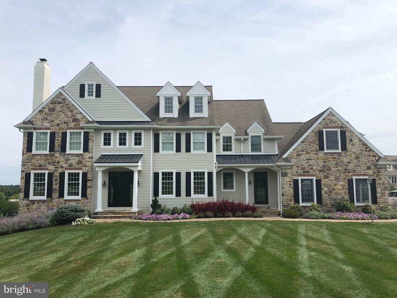 109 Bailey Circle - Photo 1