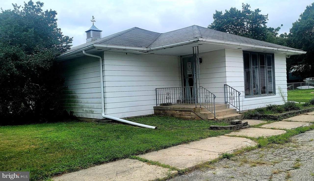 900 Iowa Street - Photo 1