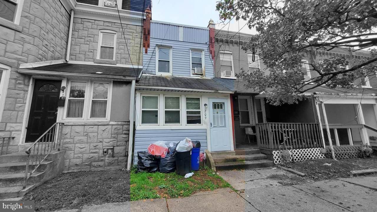 209 18TH Street - Photo 1