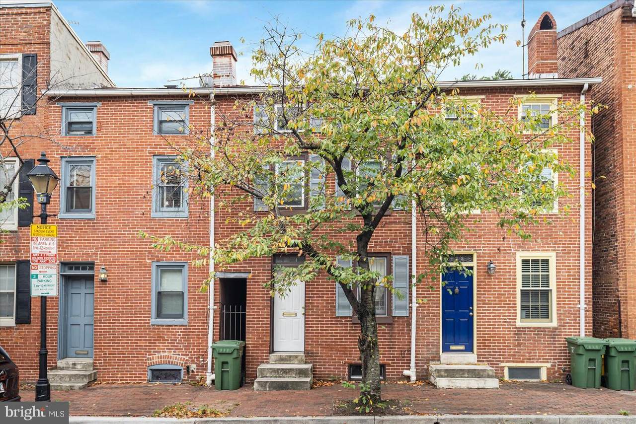 624 Warner Street - Photo 1