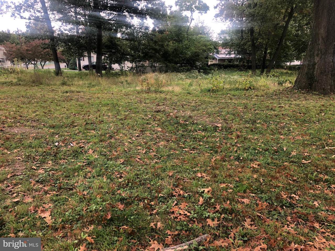 505 Columbia Boulevard - Photo 1