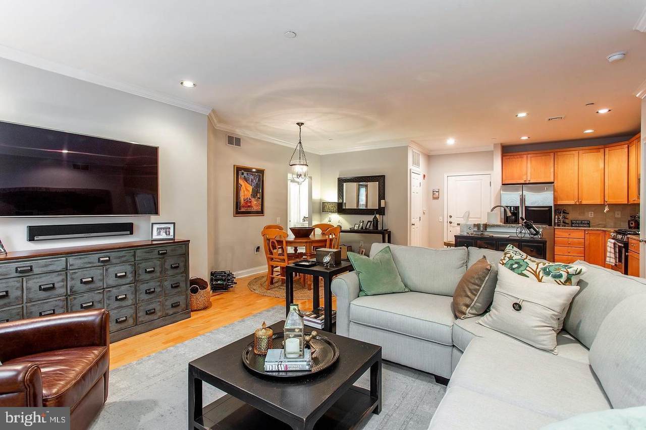 500 Admirals Way - Photo 1