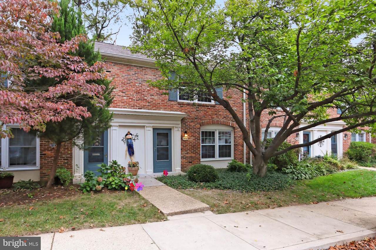 5918 Kingsford Road - Photo 1