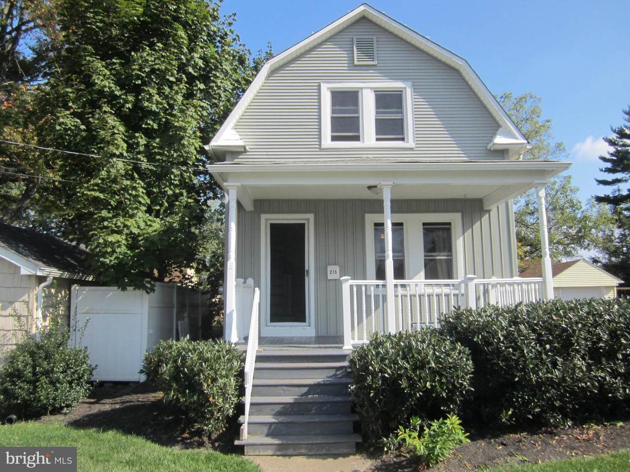 215 Monument Avenue - Photo 1