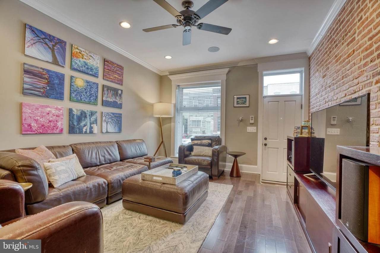 116 Clinton Street - Photo 1