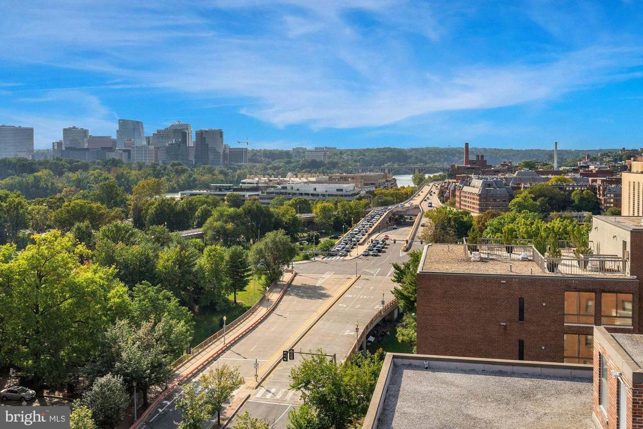 2515 K Street - Photo 1
