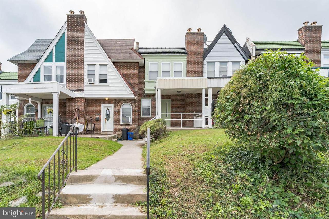 7110 Woolston Avenue - Photo 1