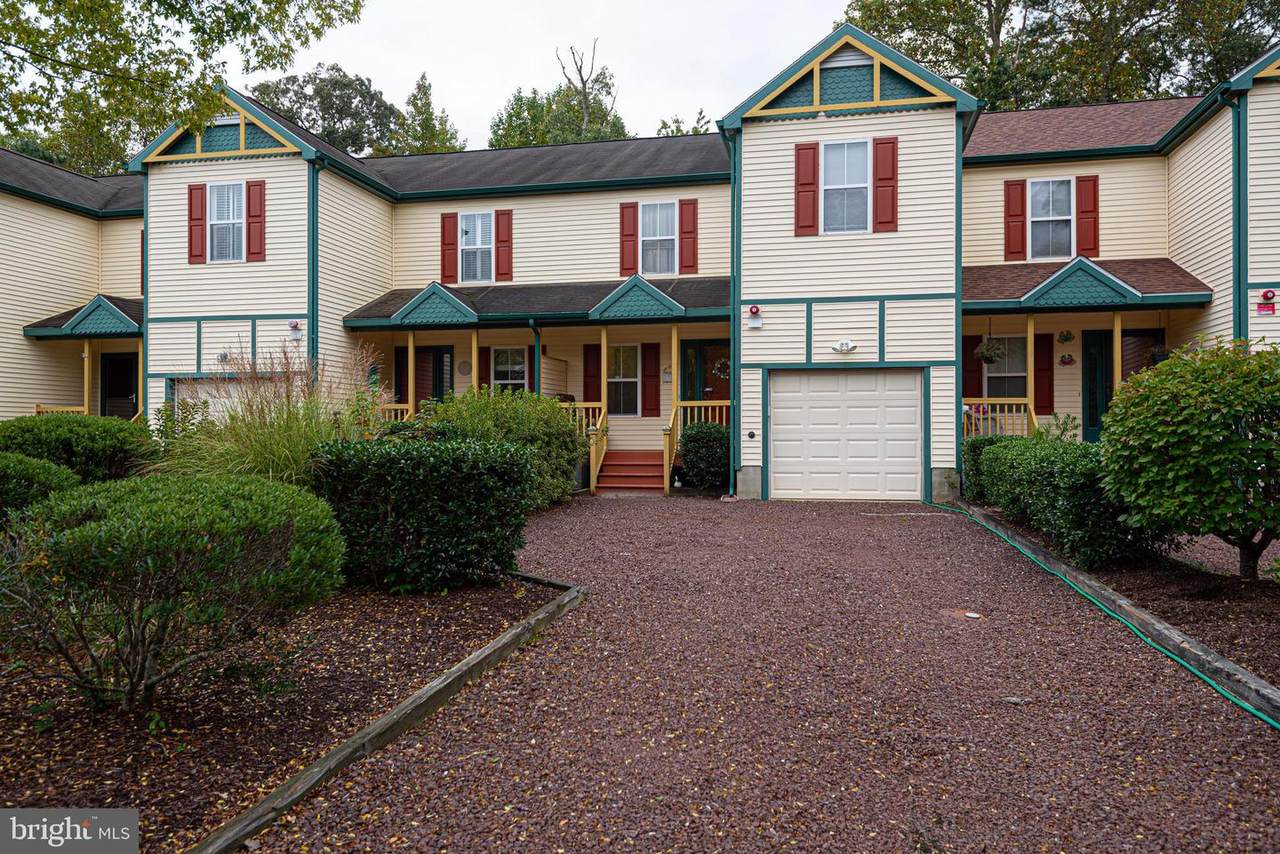 240 Mumfords Landing - Photo 1