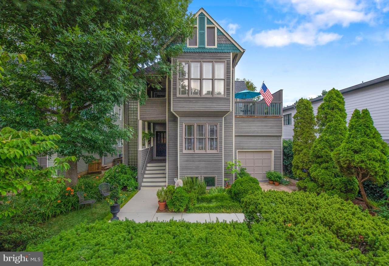517 Fifth Street - Photo 1