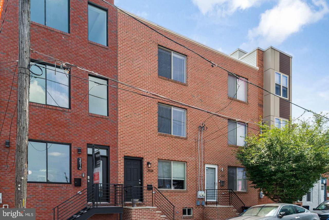2514 Sergeant Street - Photo 1