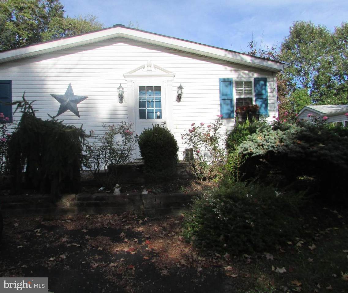 5 Williams - Photo 1