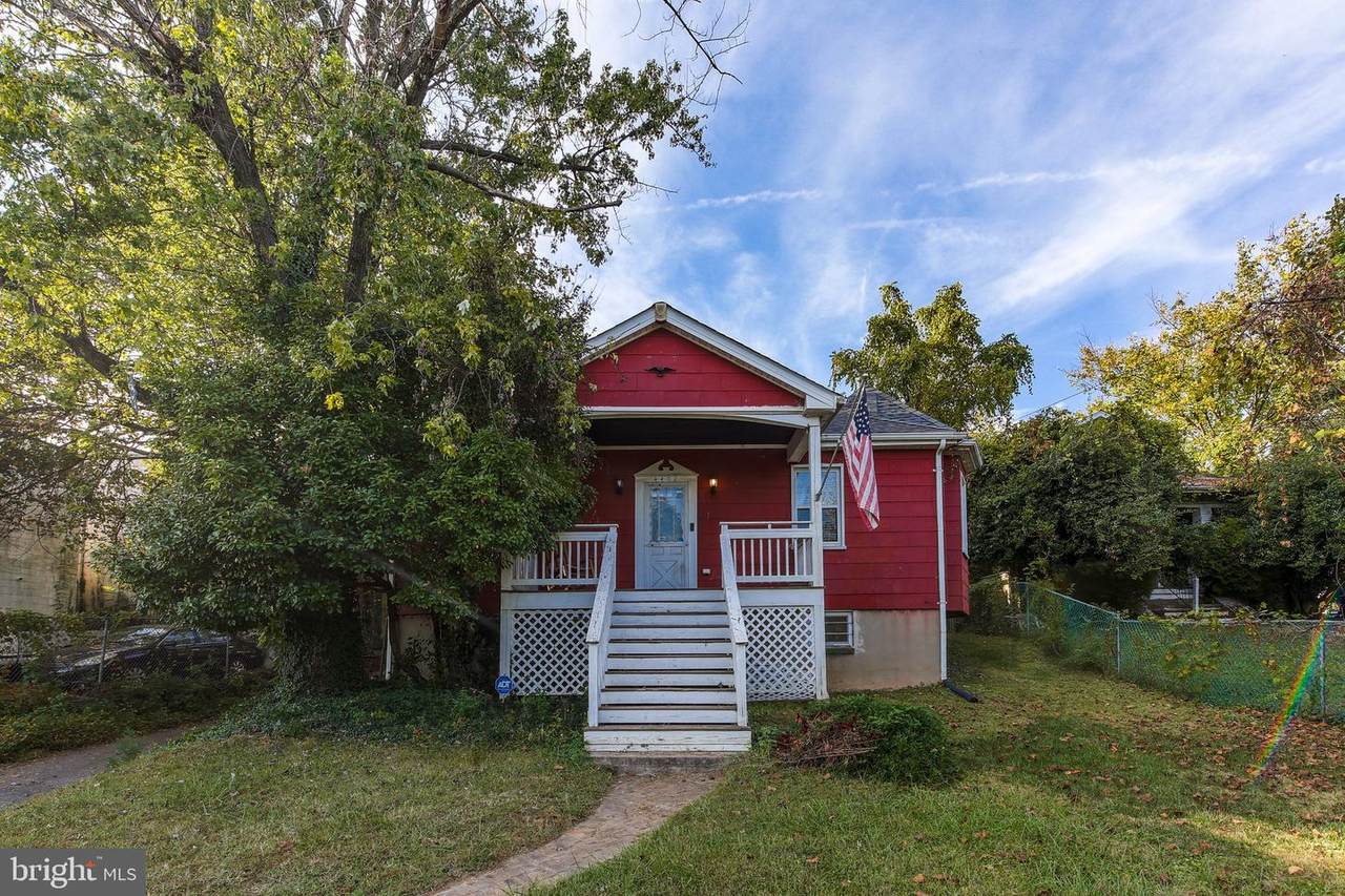 4402 Washington Boulevard - Photo 1