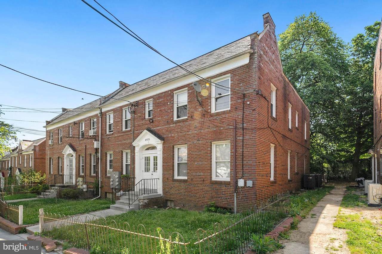 4921 1ST Street - Photo 1
