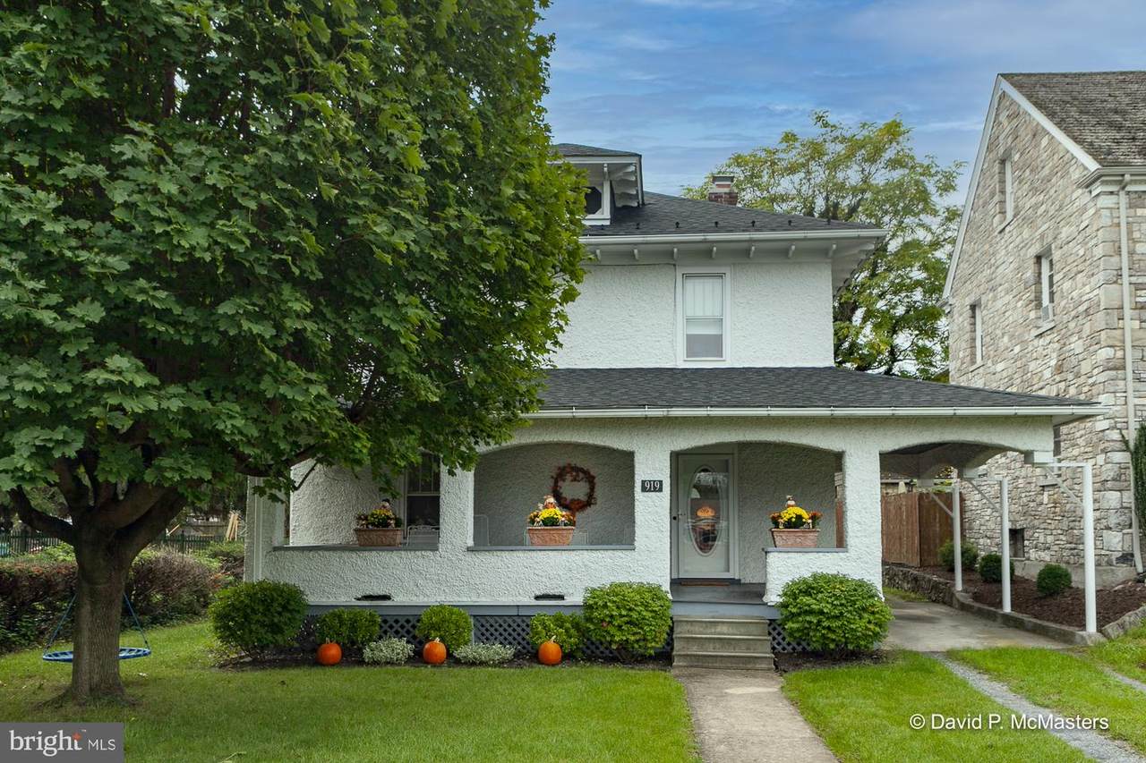 919 King Street - Photo 1