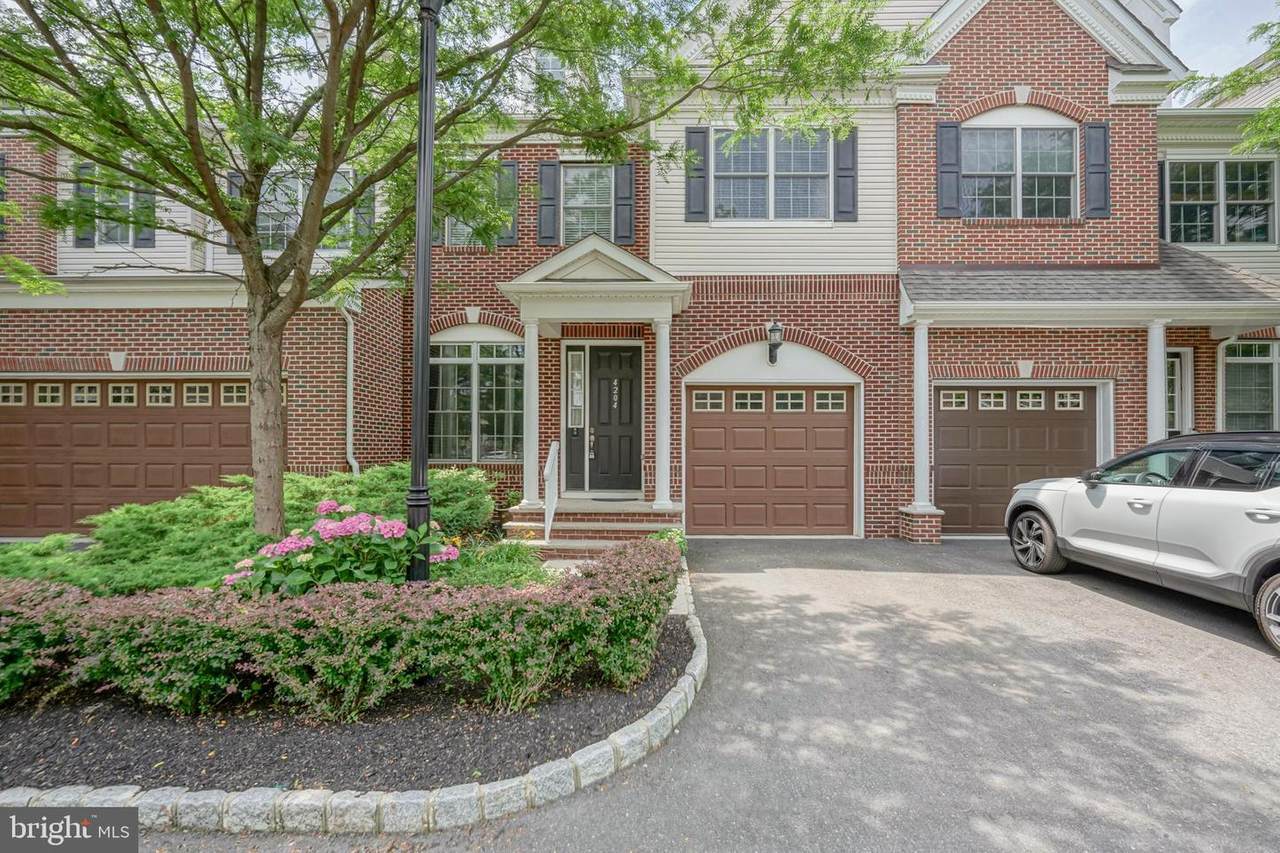 4204 Lexington Court - Photo 1