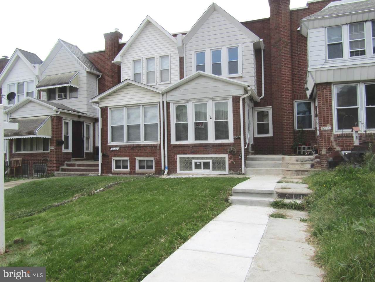6575 Belmar Street - Photo 1