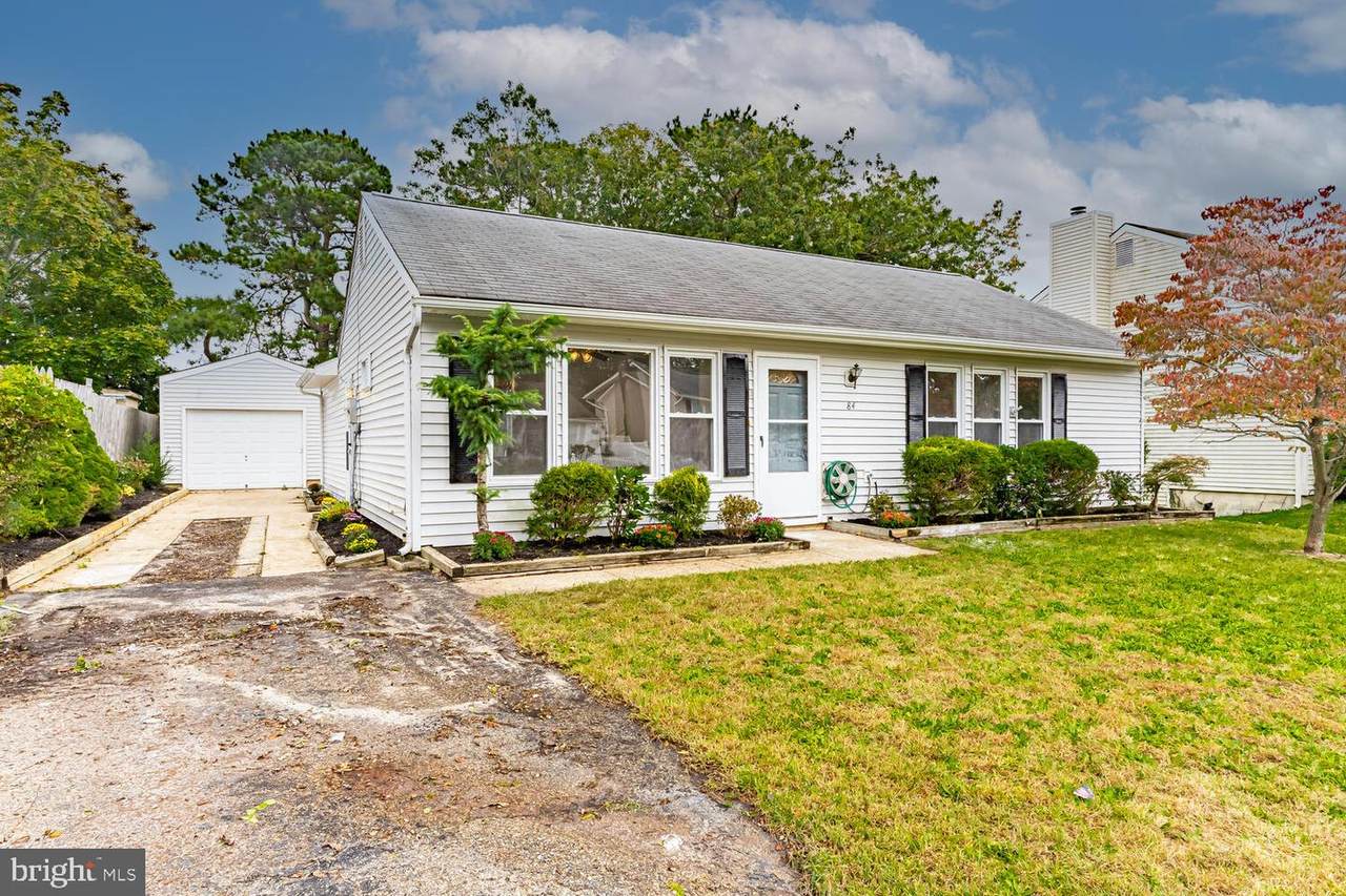 84 Schooner Avenue - Photo 1