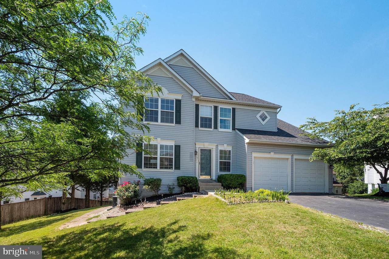 3907 Cotton Tree Lane - Photo 1