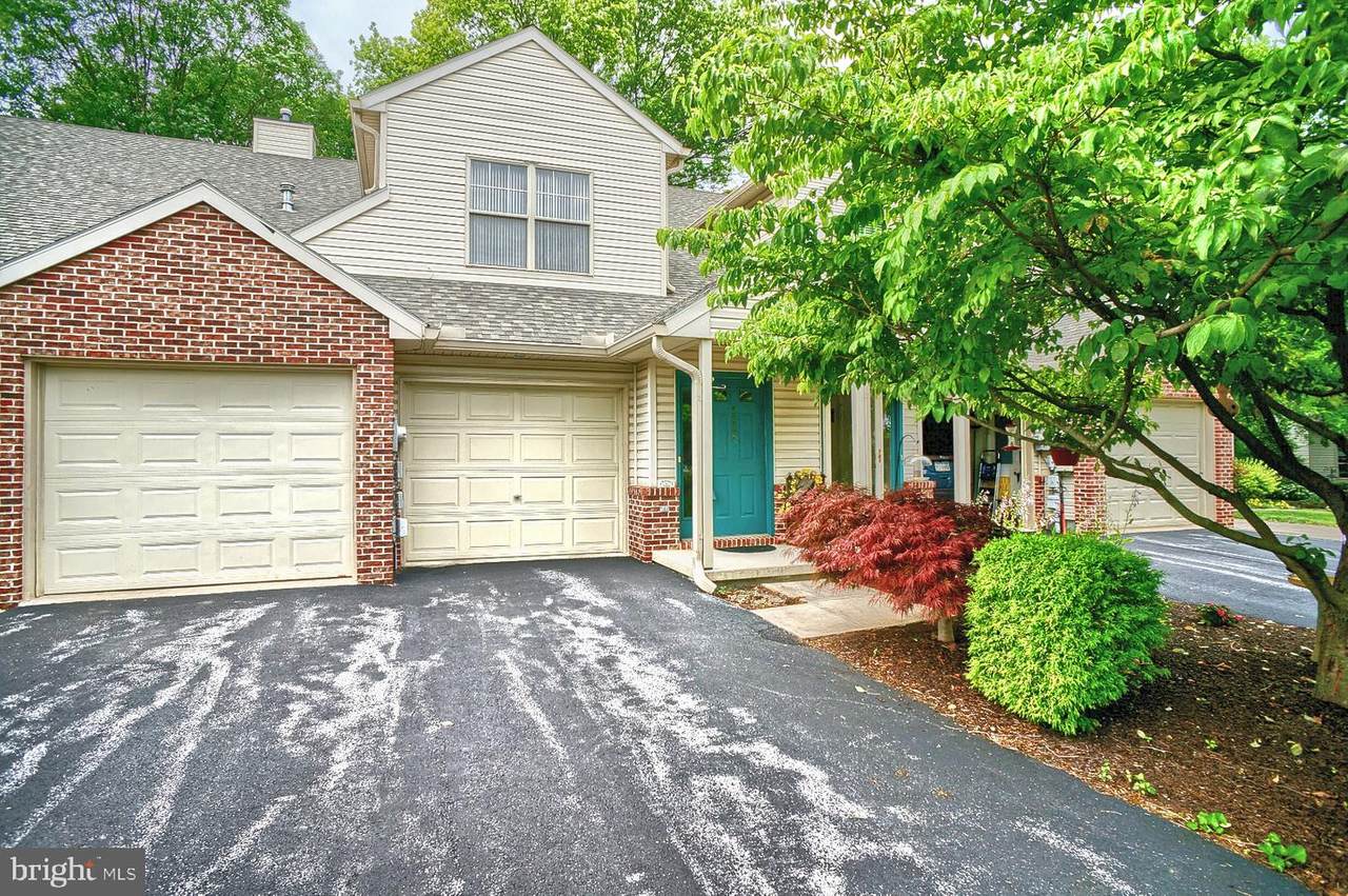5228 Cobblestone Drive - Photo 1