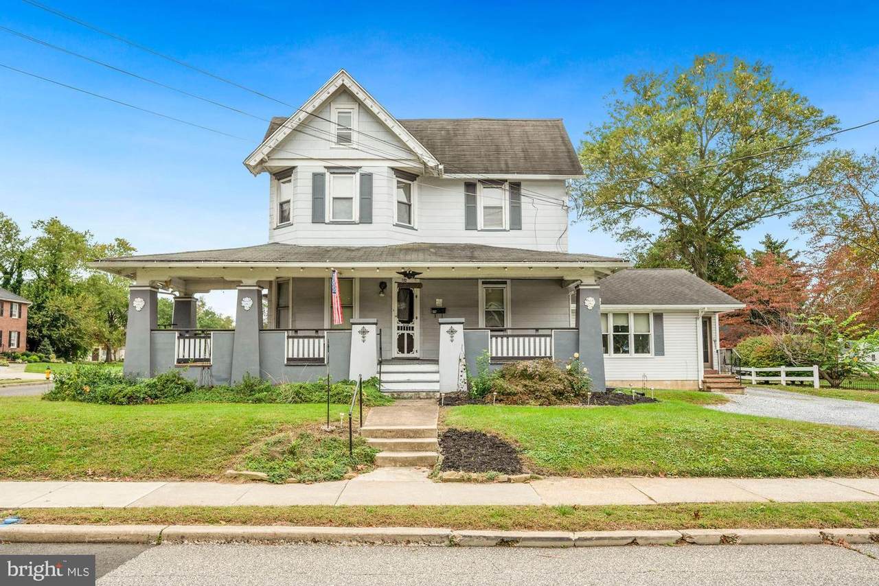 112 Cedar Avenue - Photo 1