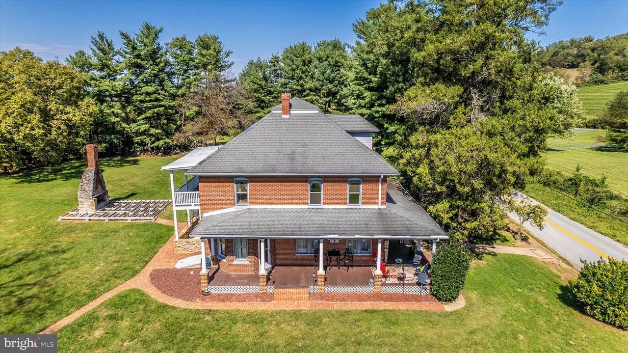 4538 Main Street - Photo 1
