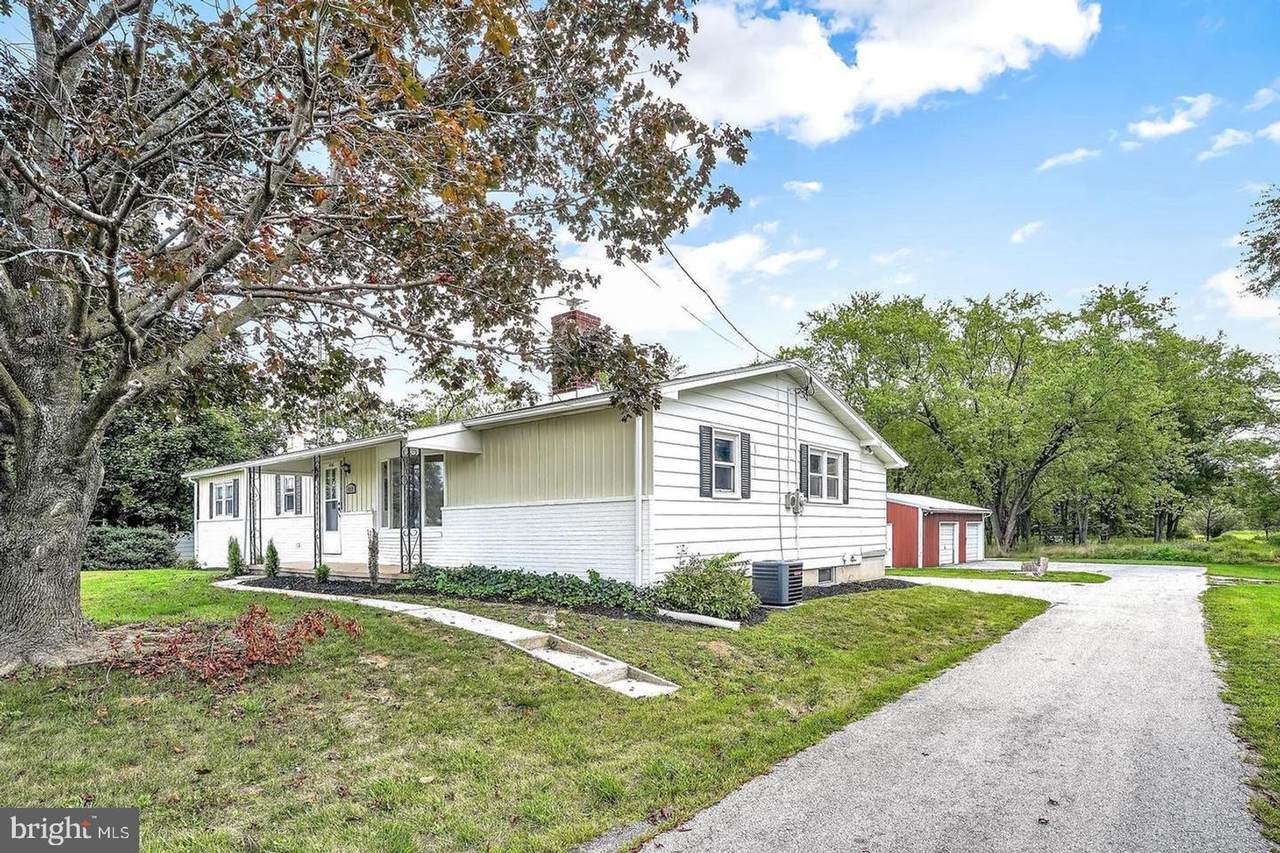 4968 Fairfield Road - Photo 1