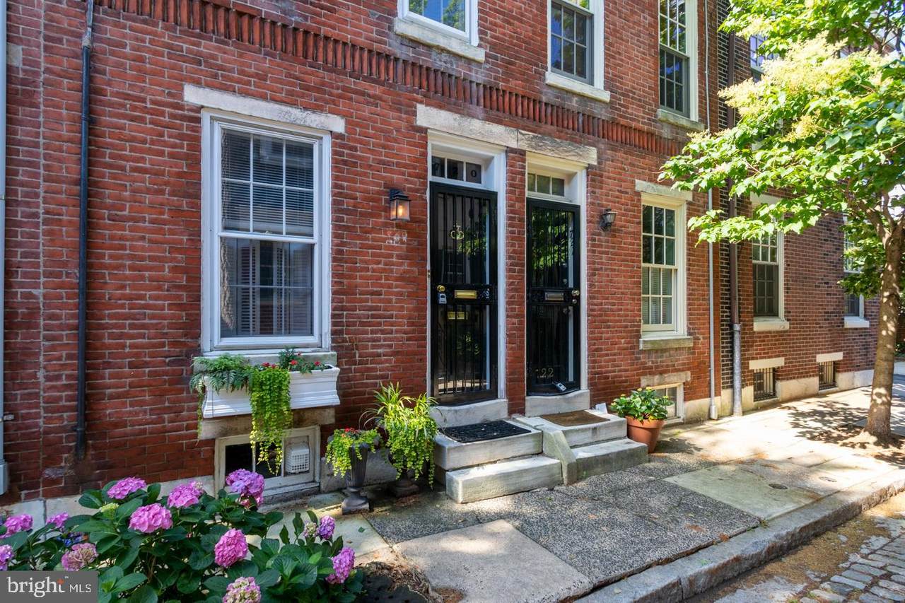 720 Bradford Alley - Photo 1