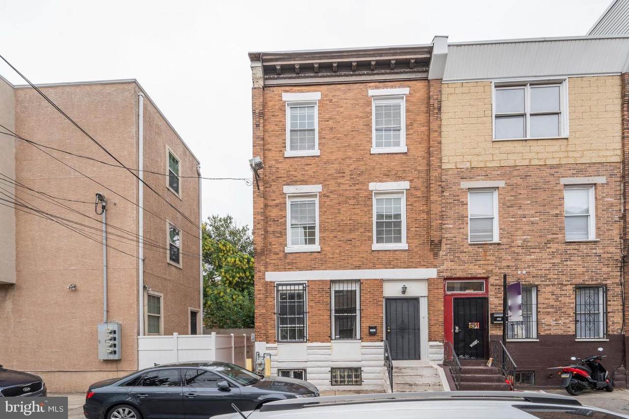 2210 Camac - Photo 1